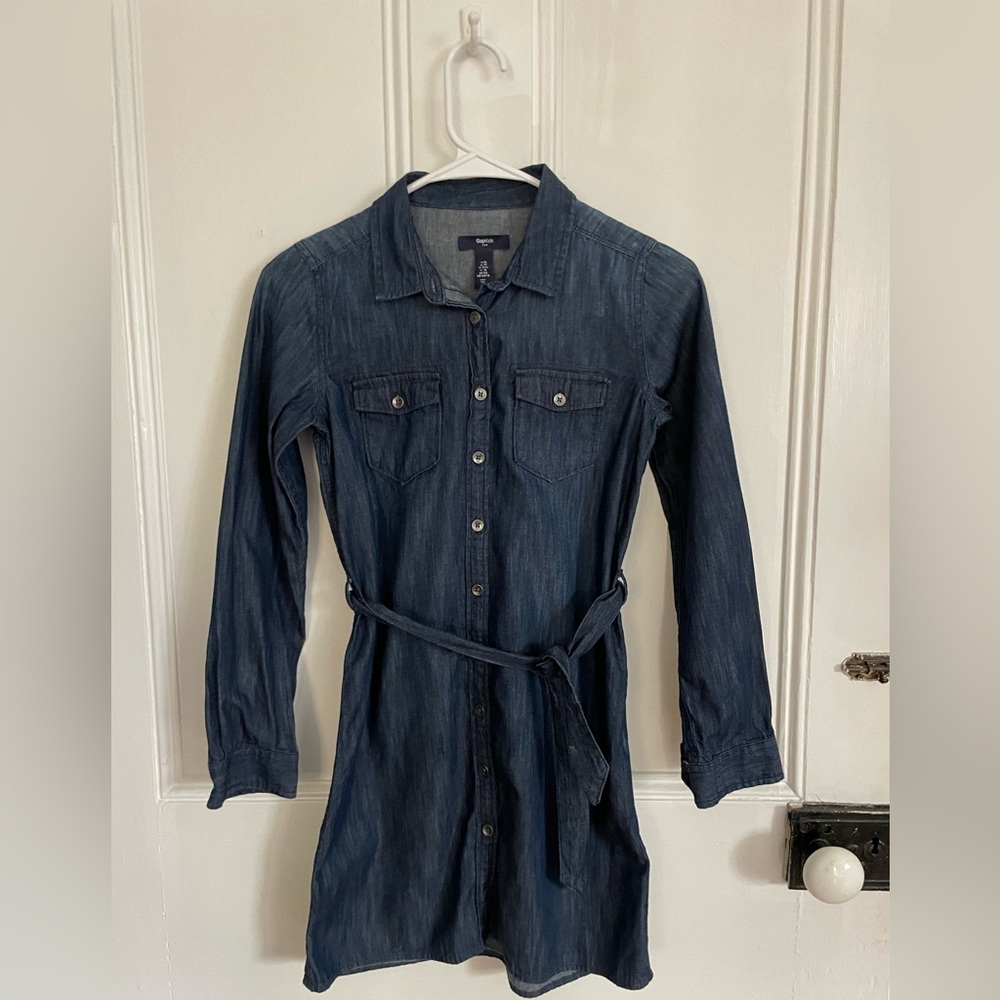 GapKids Girls Denim shirt dress in dark wash. Size XL/12yrs